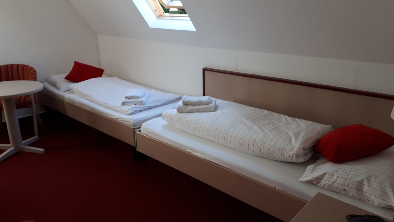 Zimmer Hotel Zum Kranichsee & Nebenhaus