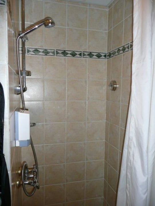 Dusche versteckt hinter der Tür Zimmer Nr. 6715 Pickalbatros Dana Beach Resort - Hurghada