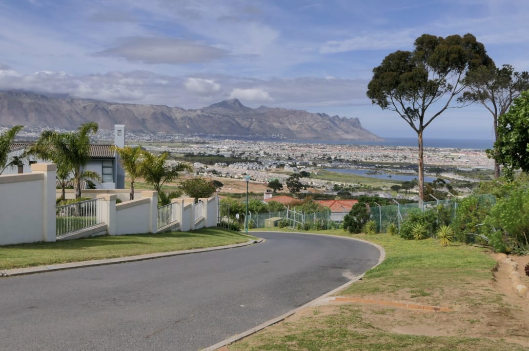 Ausblick Bed & Breakfast Somerset Sights