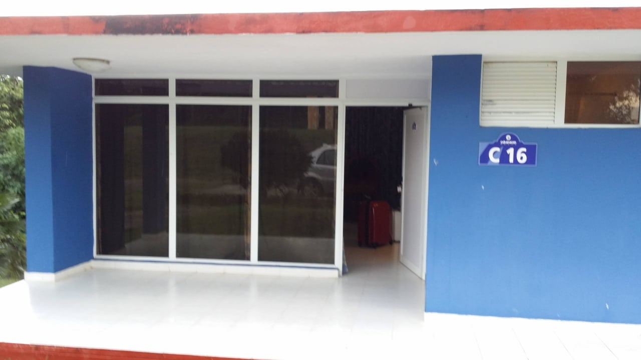 Unser Bungalow von außen Hotel Las Cuevas