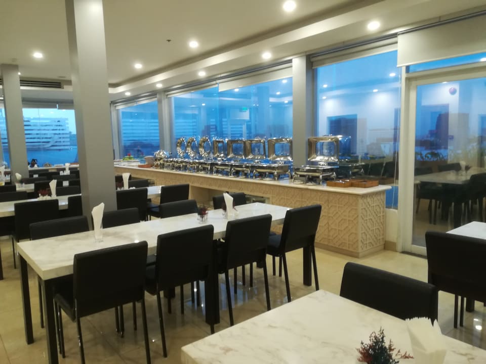 Restaurant im Dachgeschoss Le Duy Grand Hotel