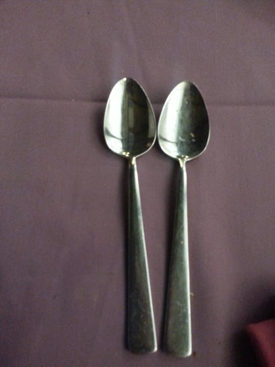 Dreckiges Besteck Well Palace Side