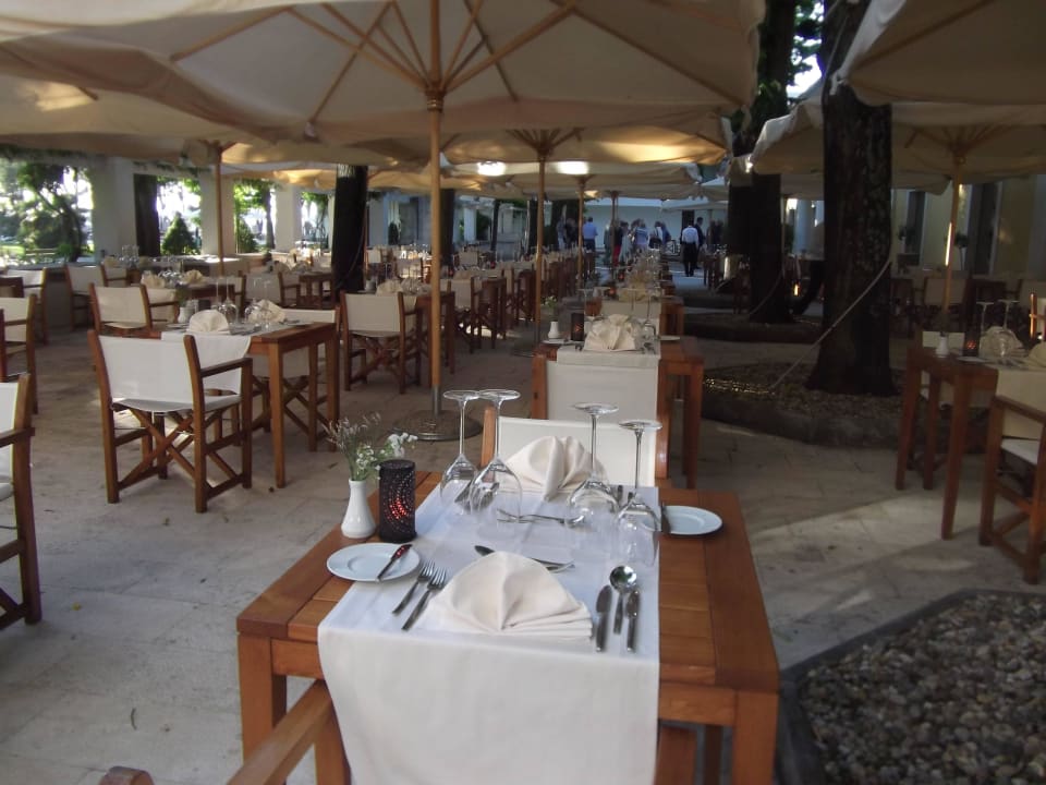 Hier sitzt es sich schön Falkensteiner Hotel Adriana