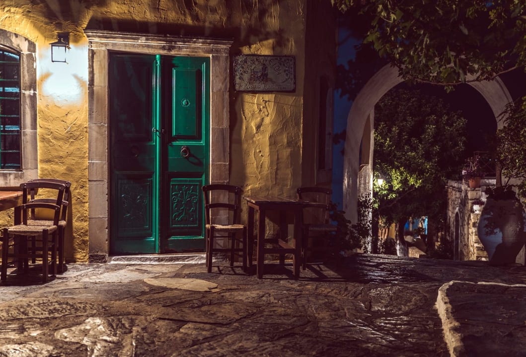 Lobby Arolithos Traditional Cretan Village Hotel