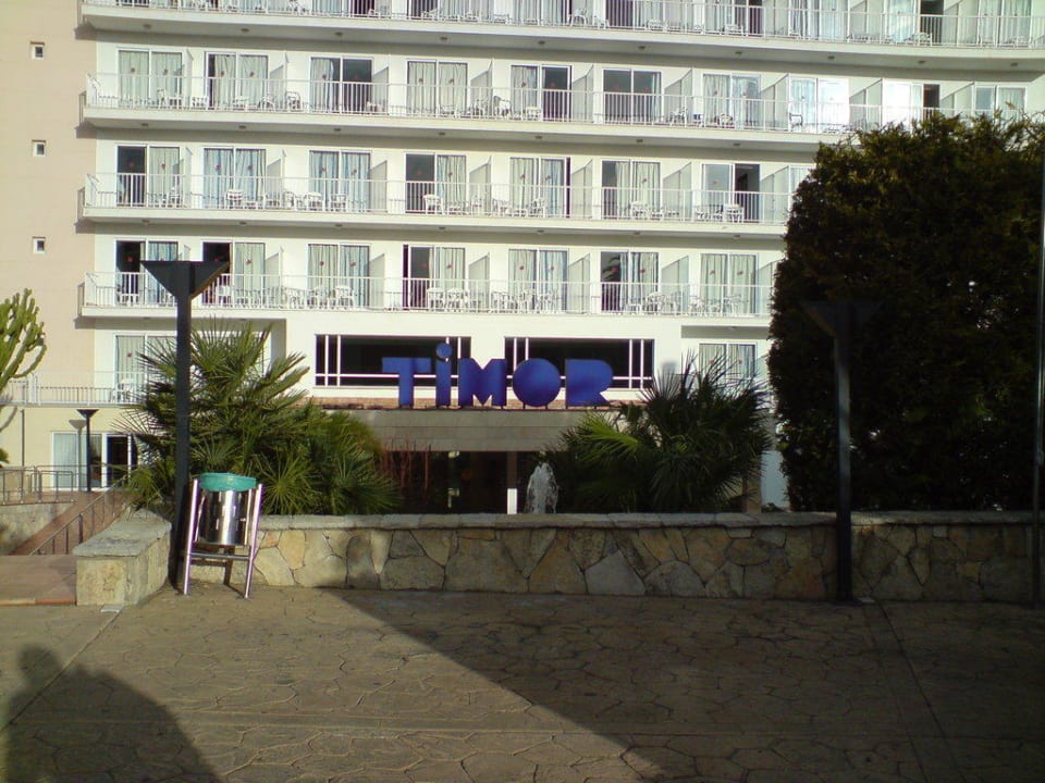 Eingang Hotel Timor