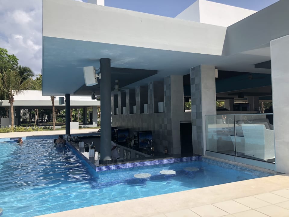 Pool Hotel Riu Tequila