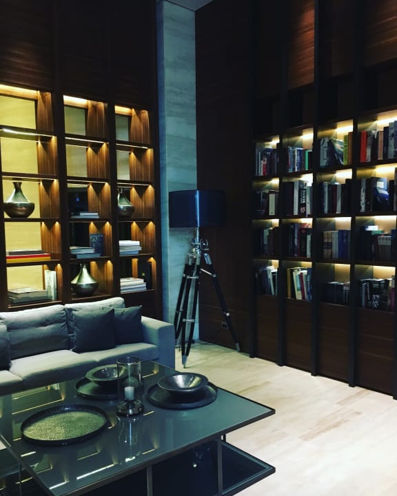 Lobby D Maris Bay