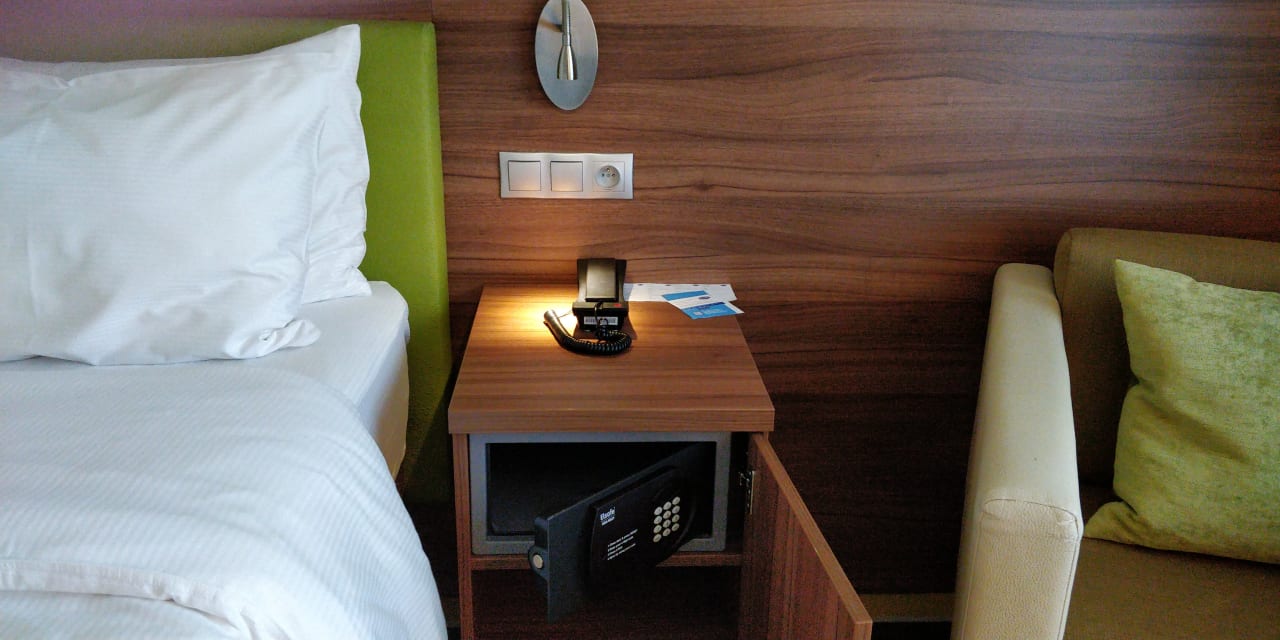 Zimmer Hampton by Hilton Warsaw City Centre