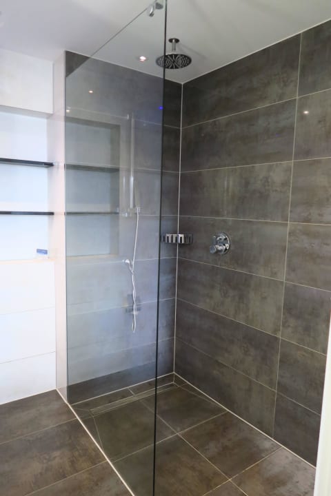 Regendusche Hotel Bayside