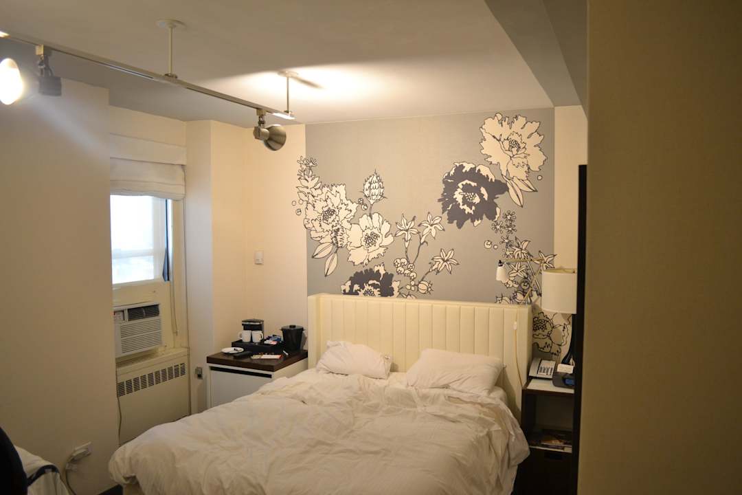 Zimmer 1919 Stewart Hotel