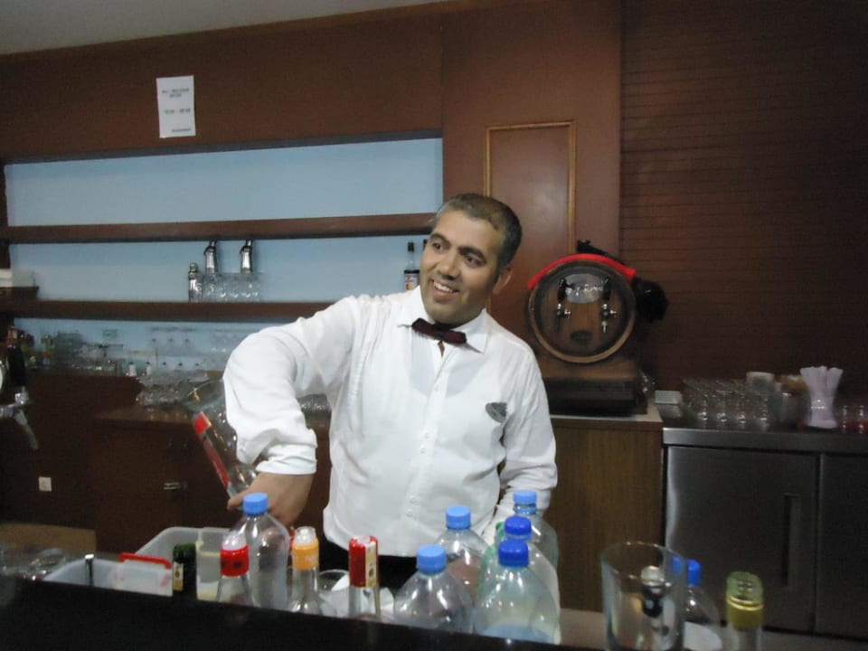 Super Kellner an der Lobbybar Hotel Sultan of Side