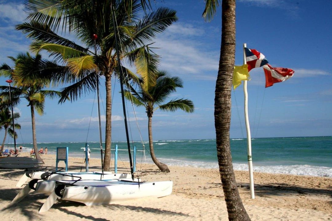 Strand im Sportbereich Hotel Riu Bambu