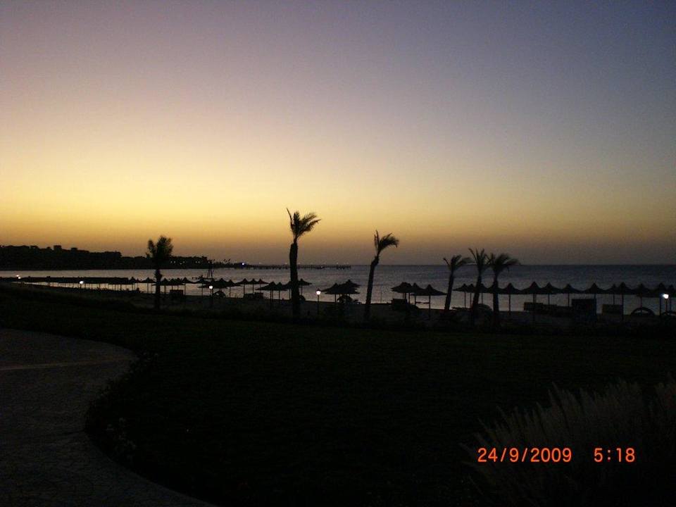 Sonnenaufgang Old Palace Resort Sahl Hasheesh