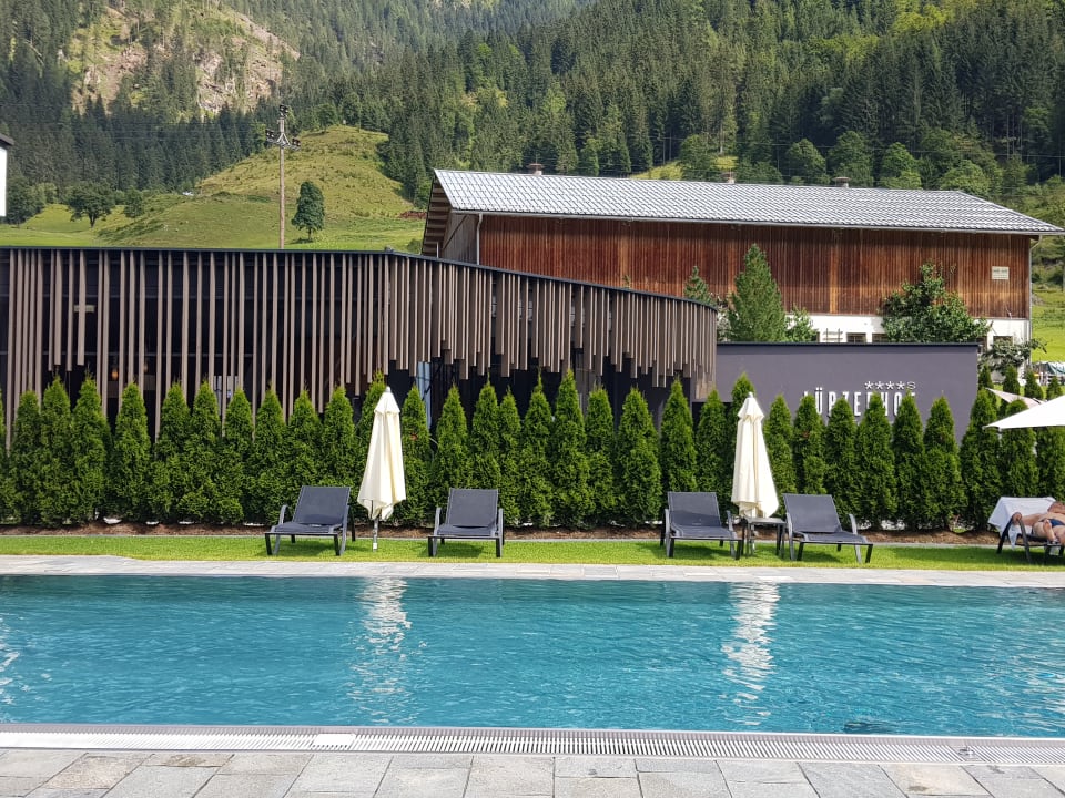 Pool Lürzerhof - luxury.nature.spa