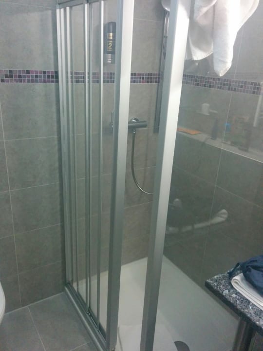 Dusche Seehotel Adler