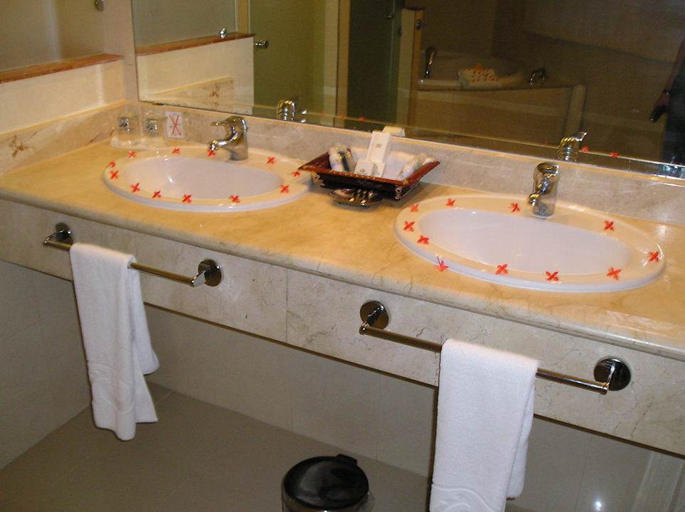 Bad (Junior Suite) Grand Palladium Select Bávaro Resort & Spa