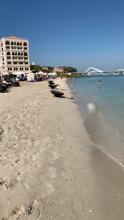 Strand The Ritz-Carlton Abu Dhabi Grand Canal