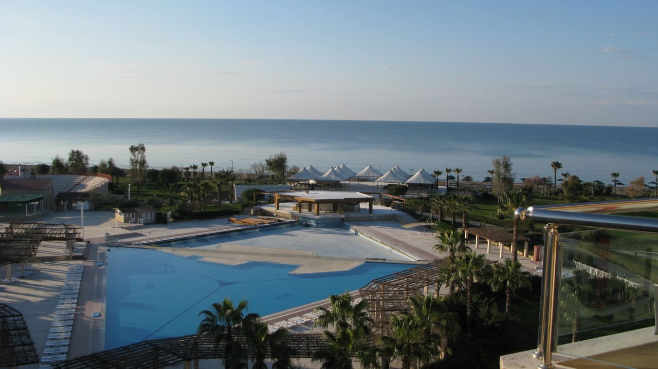 Blick vom Balkon auf die Anlage Kaya Belek Hotel