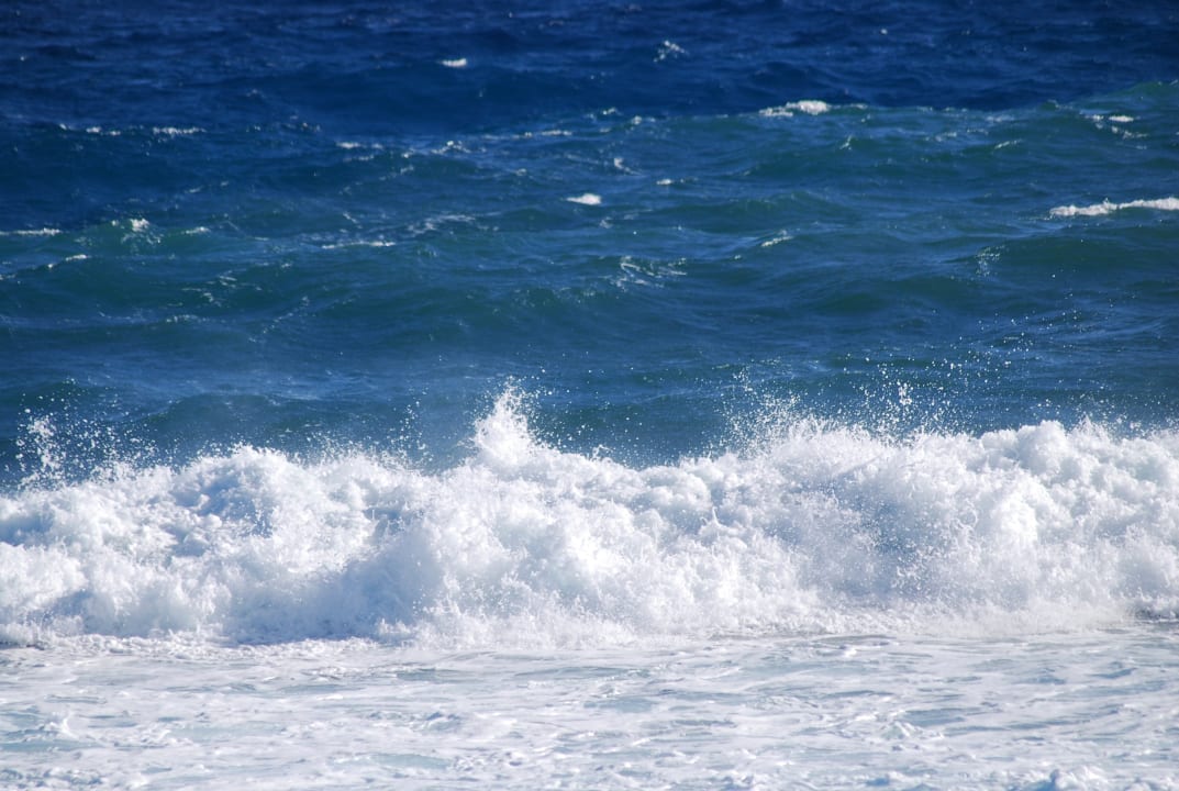 Strand Crystal Springs Beach Hotel