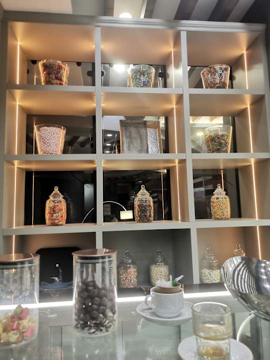 Gastro Saturn Palace Resort Hotel