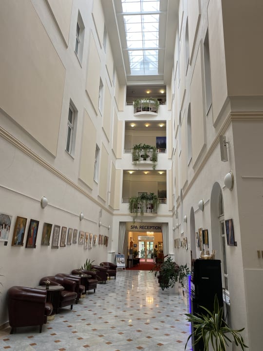 Lobby Hvězda - Imperial Ensana Health Spa Hotel
