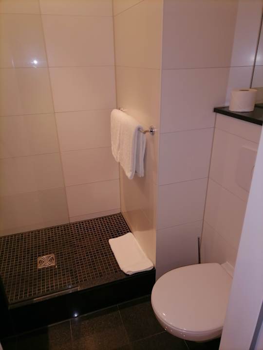 Zimmer Motel One Hamburg Airport