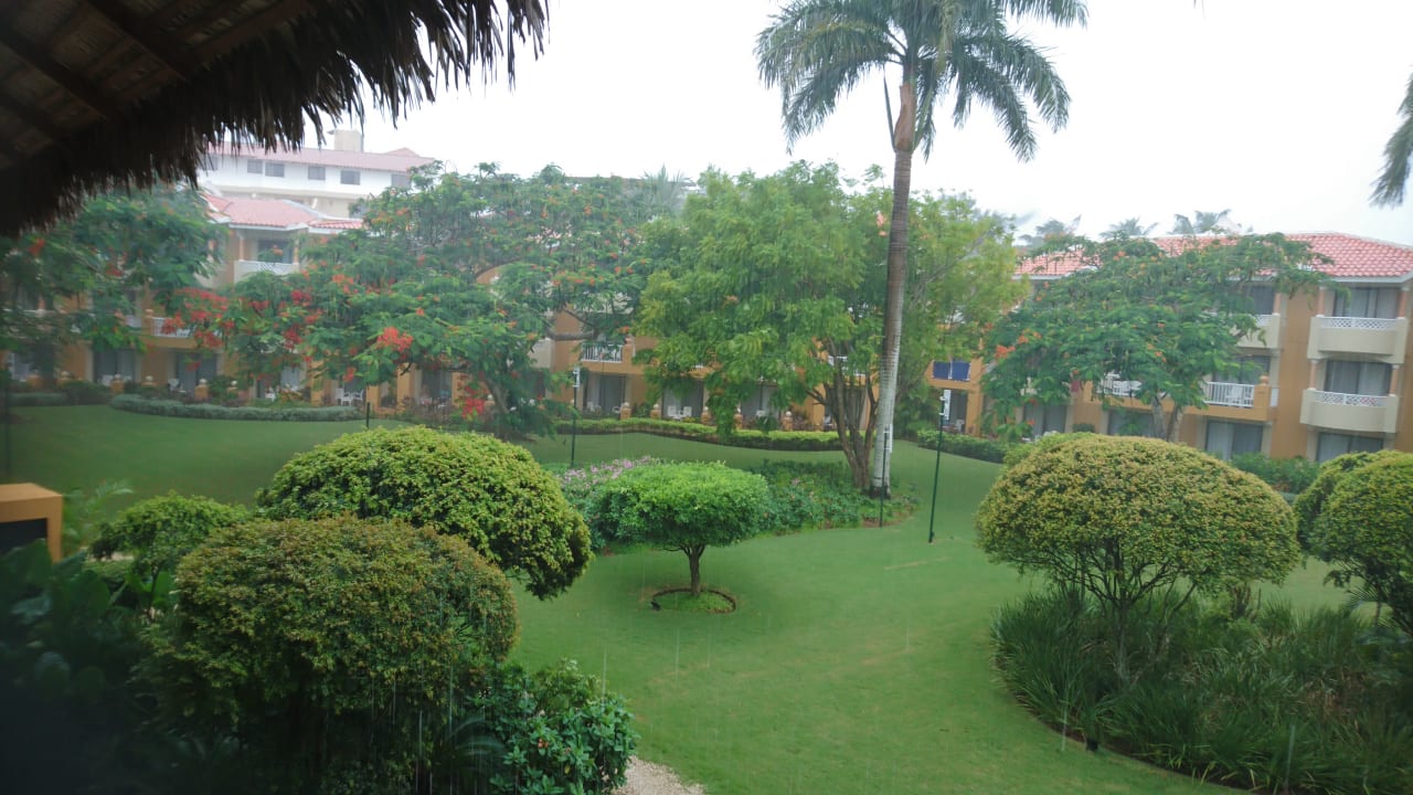 Gartenanlage Hotel Viva Dominicus Palace by Wyndham-All Inclusive Resort