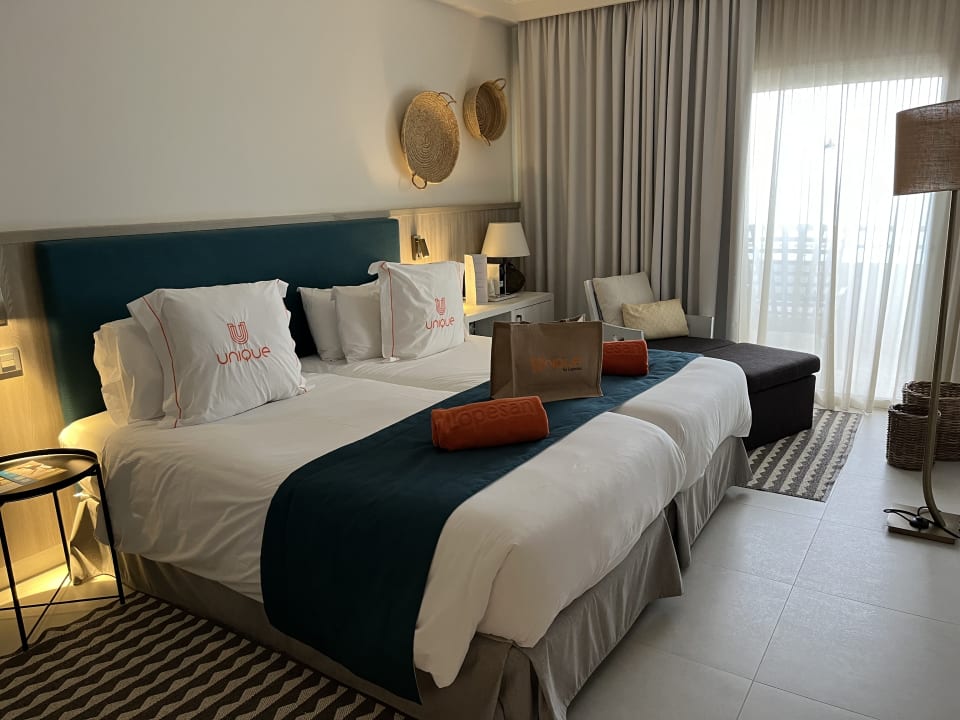 Zimmer Corallium Dunamar by Lopesan Hotels