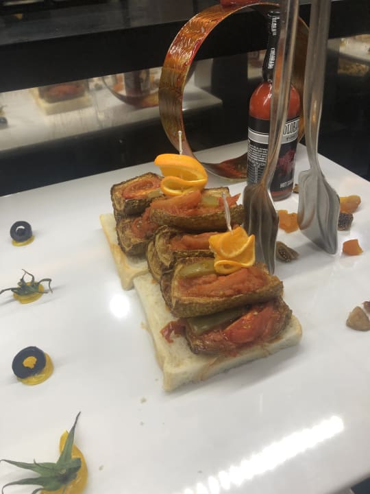 Gastro Seaden Valentine Resort & Spa