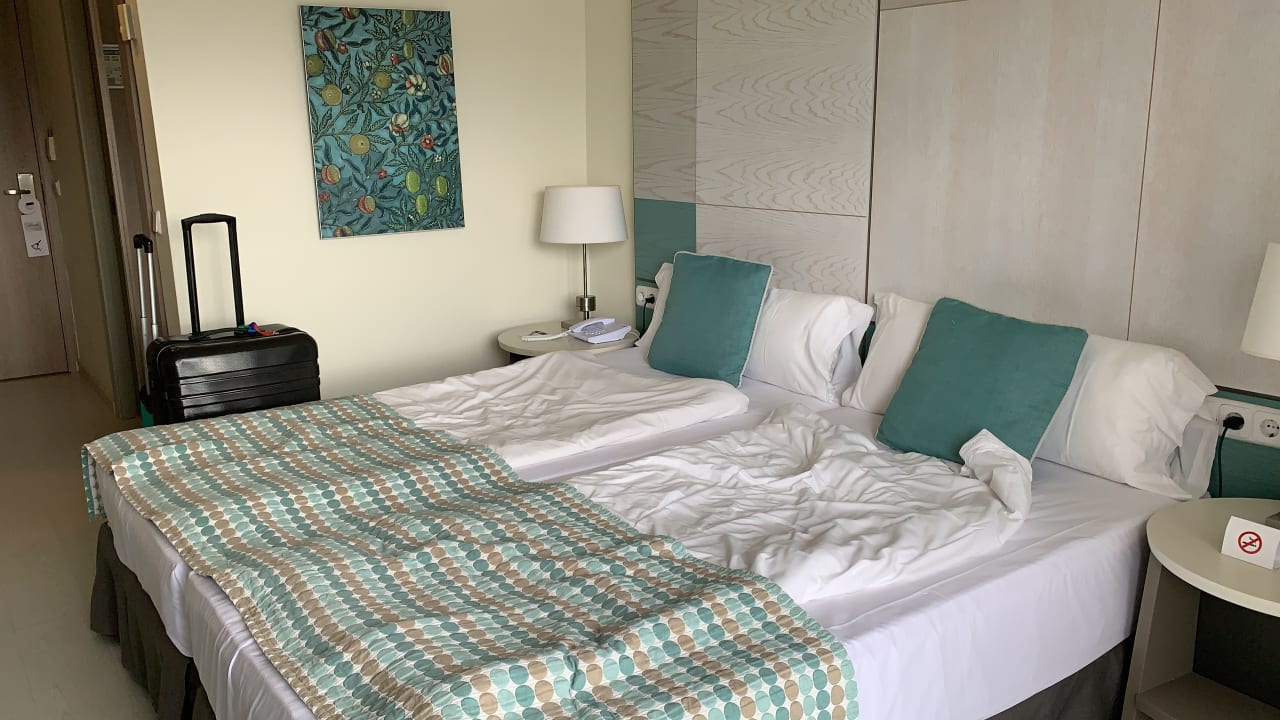 Zimmer allsun Hotel Lux de Mar