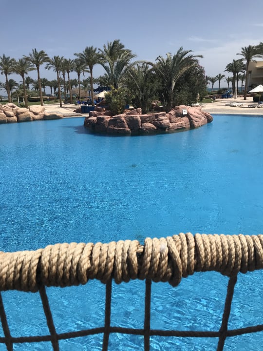 Pool Palm Royale Resort - Soma Bay