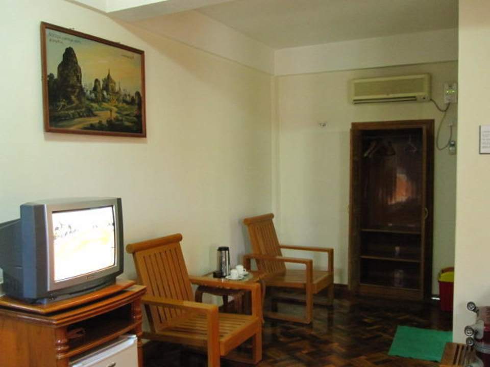 Einrichtung 602 Golden Express Hotel