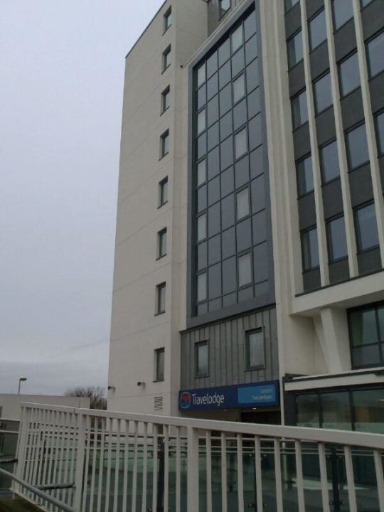 Hotel von außen Travelodge London Twickenham