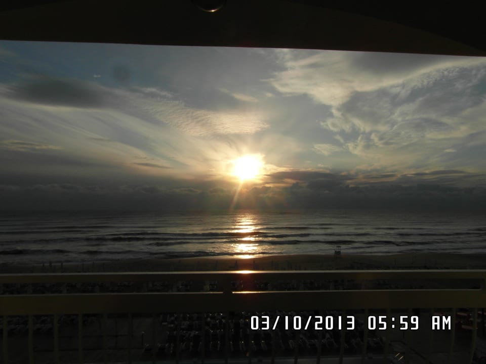 Sonnenaufgang Sol Luna Bay