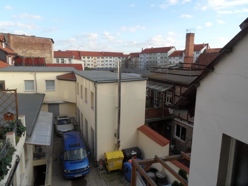Blick zum Innenhof Gasthaus zum Goldenen Ring