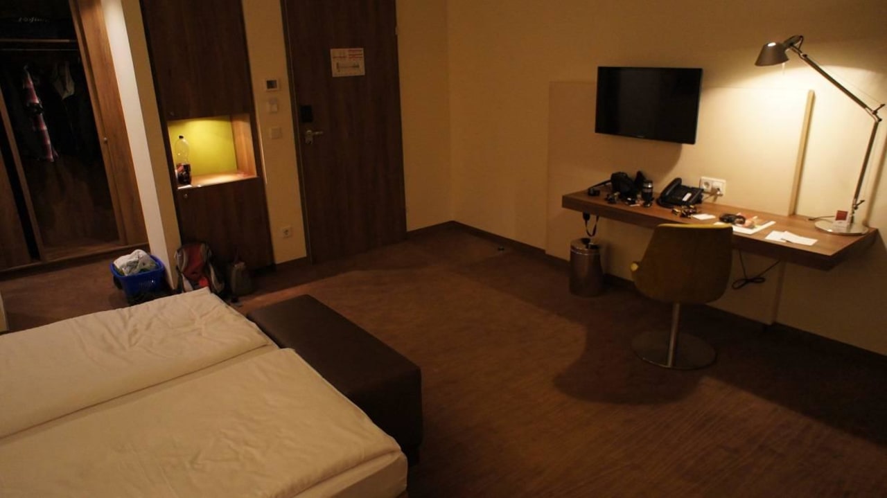 TV Austria Trend Hotel Doppio