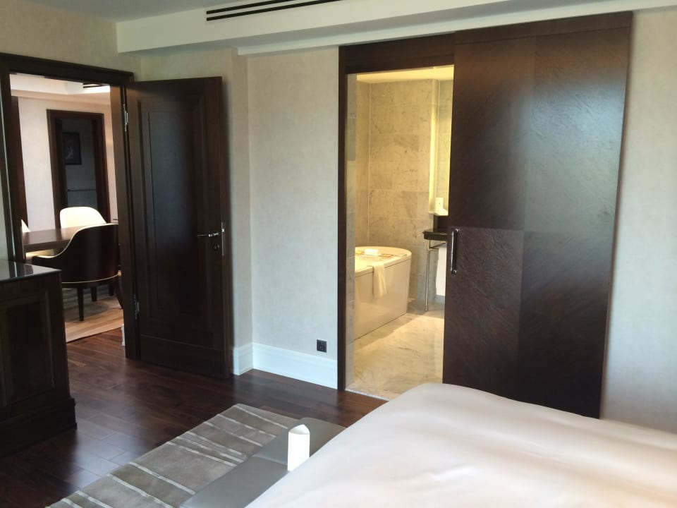 Blick zum Bad Breidenbacher Hof