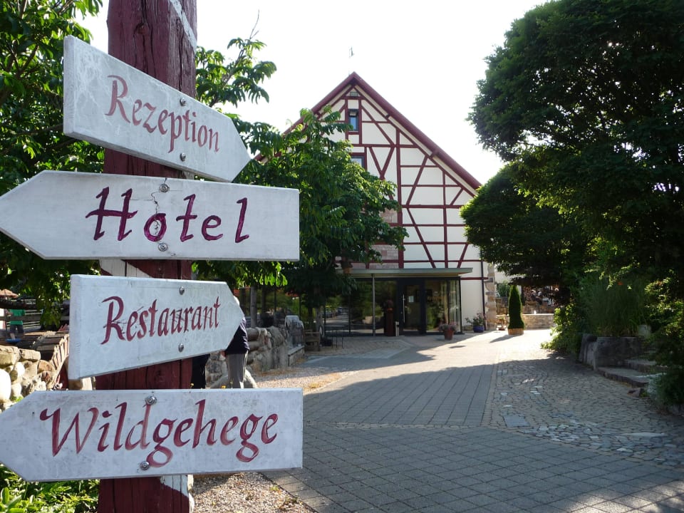 Wie ein kleines Dorf Hotel und Landgasthof Hirsch