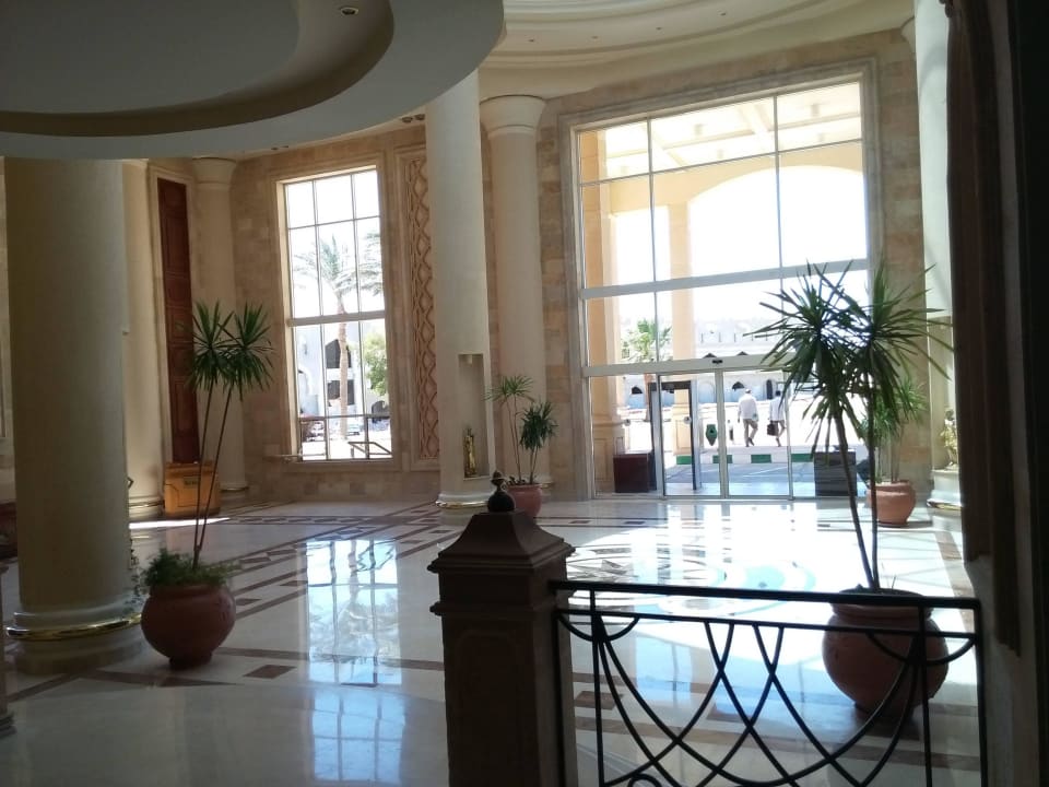 Холл Shams Safaga Resort
