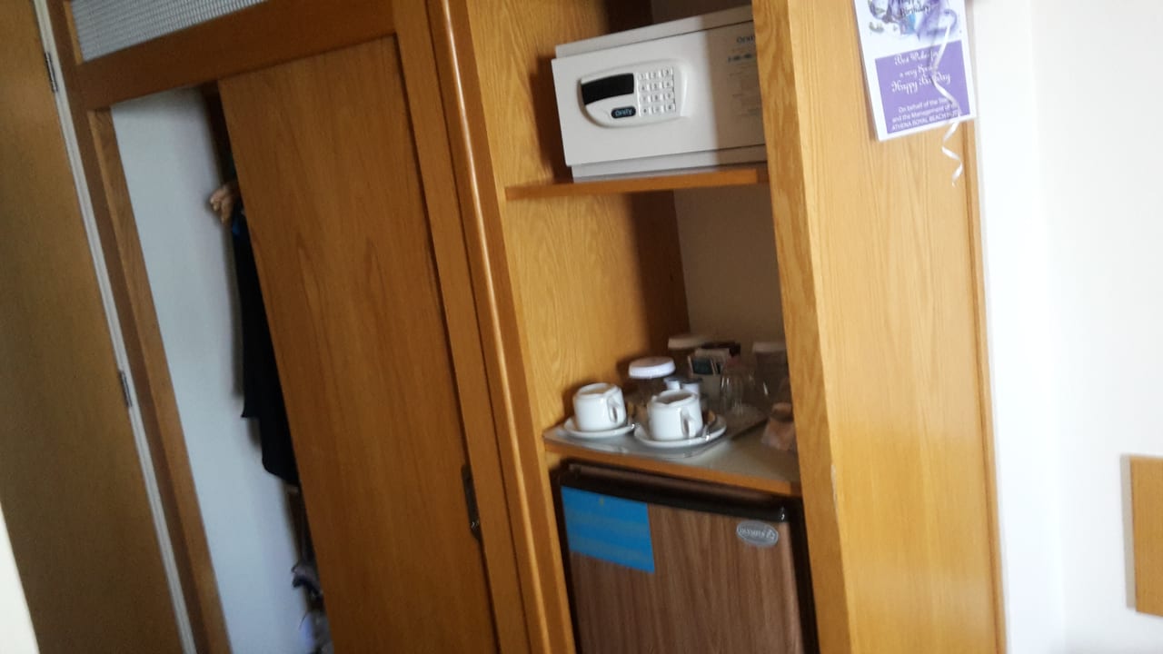 Zimmer Constantinou Bros Athena Royal Beach Hotel