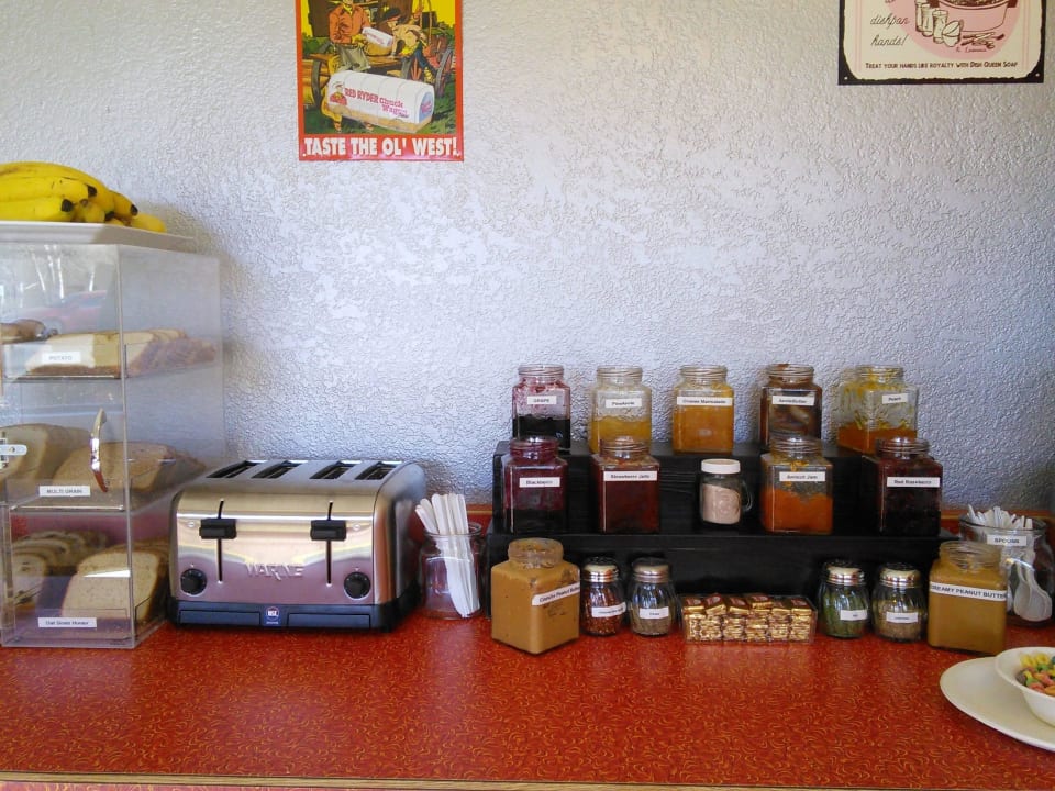Frühstücksbüffet Retro Inn at Mesa Verde