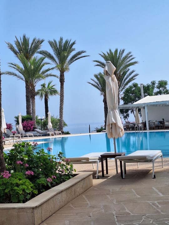 Pool Crystal Springs Beach Hotel