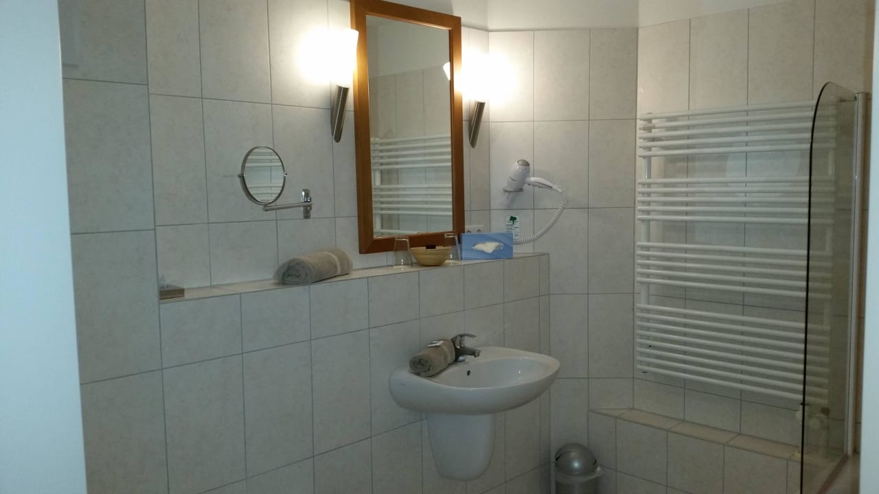 Badezimmer Hotel Ampervilla