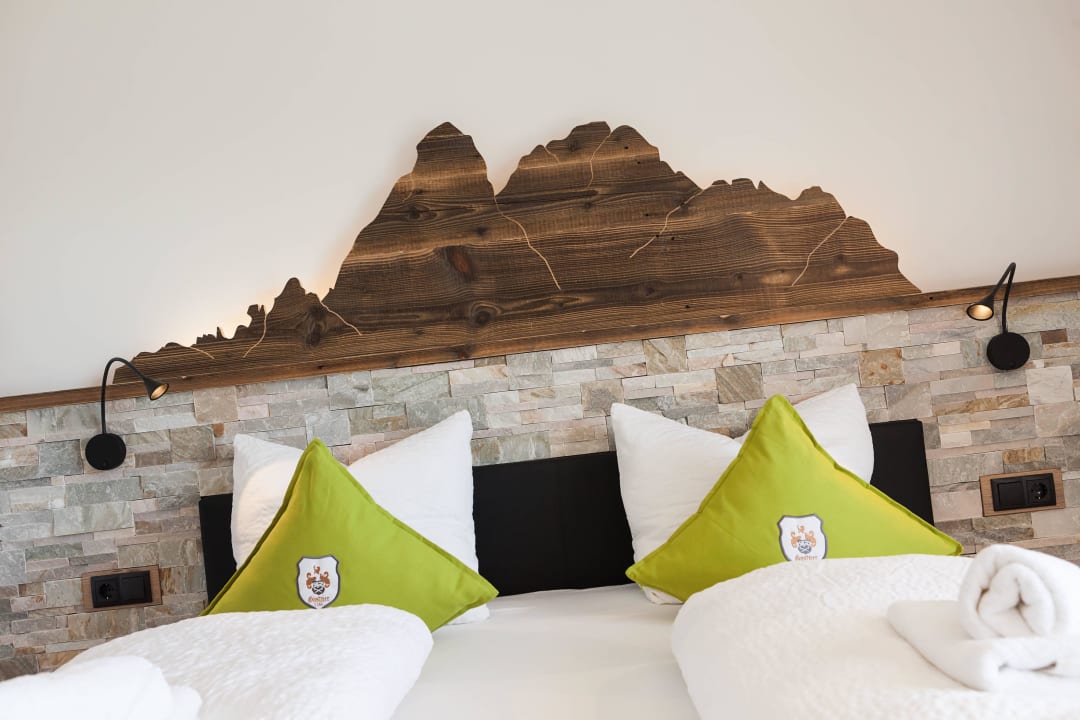 Schlafzimmer "Peitler Kofel" Aparthotel Bacher