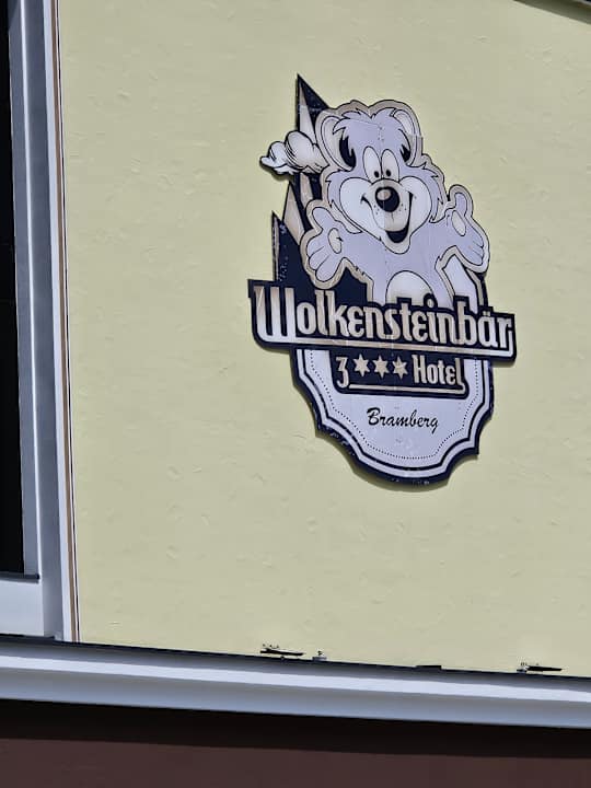 Außenansicht Hotel Wolkensteinbär
