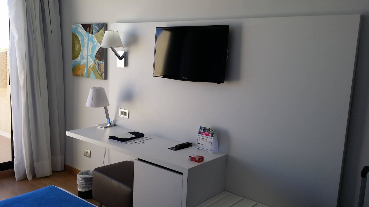 Der TV Hotel Grand Teguise Playa