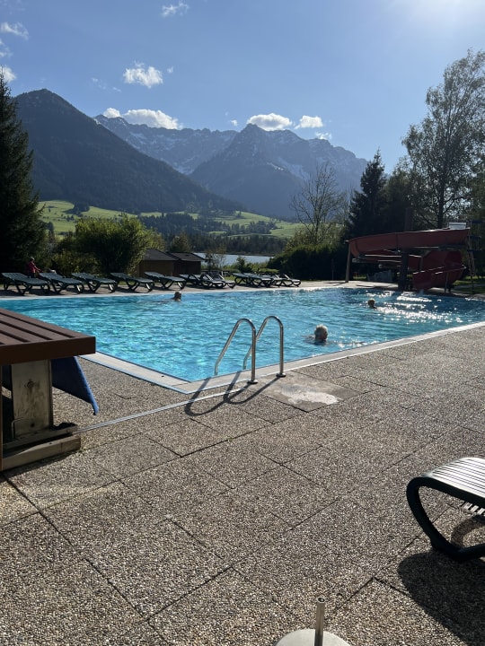 Pool Hotel Bellevue am See