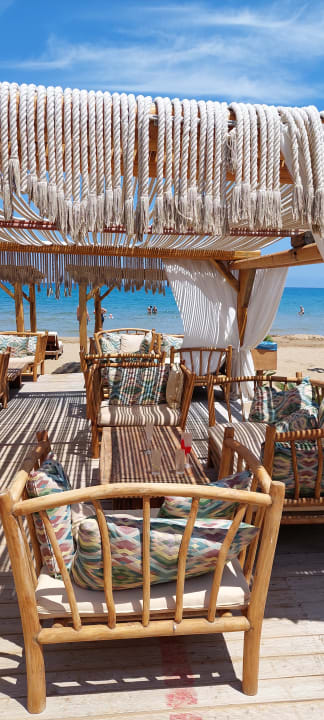 Strand Mitsis Rinela