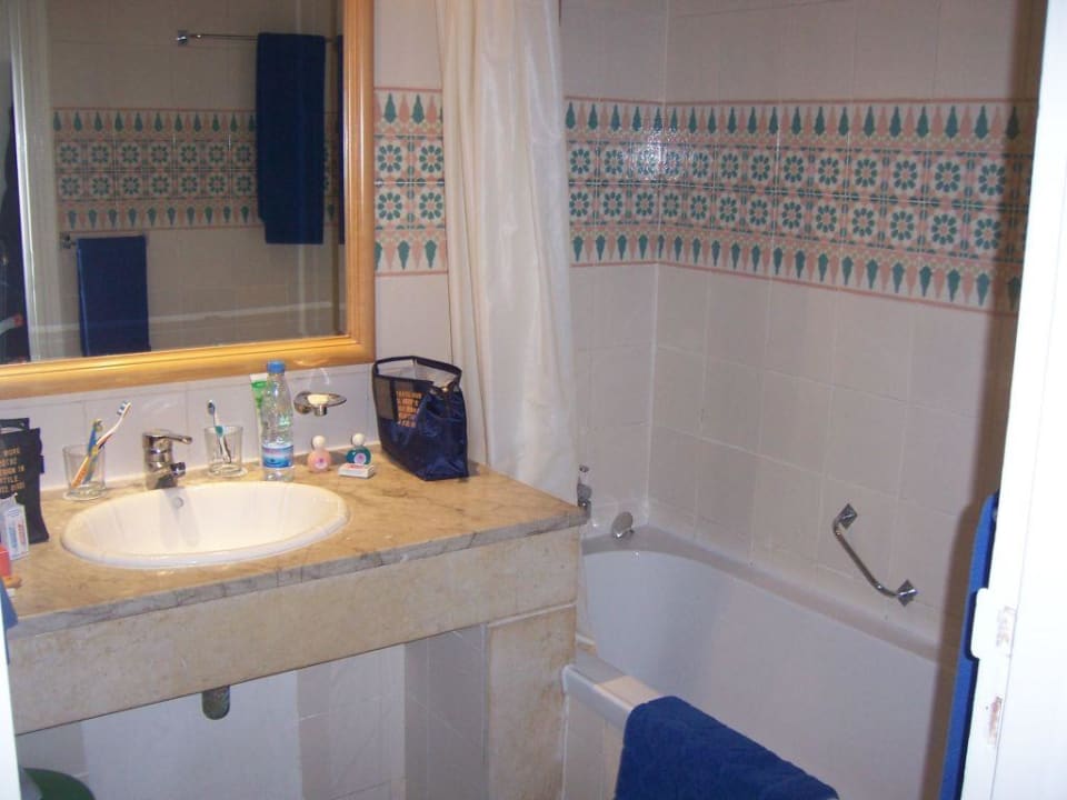 Das Badezimmer Calimera Yati Beach