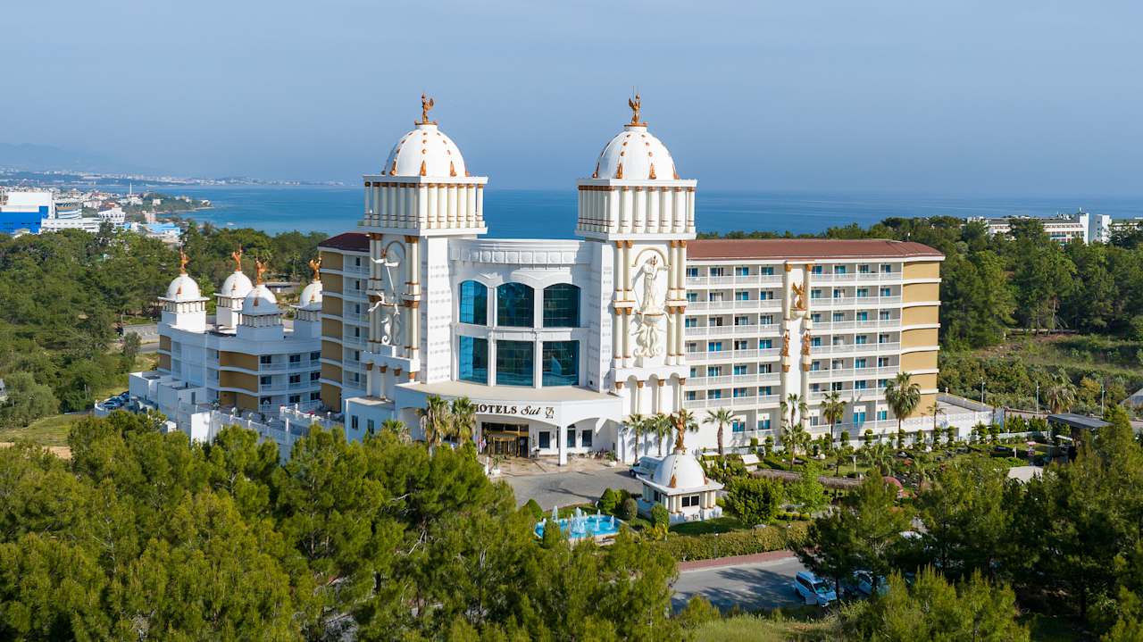 Außenansicht Oz Hotels Sui Resort